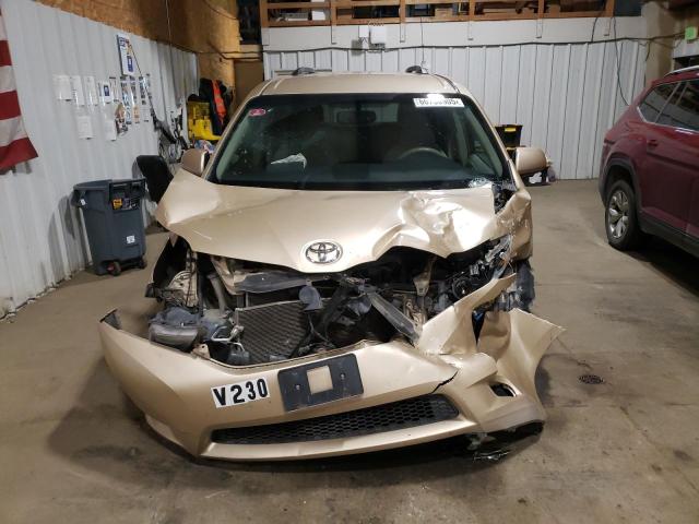 2011 TOYOTA SIENNA LE - 5TDKK3DC5BS126878