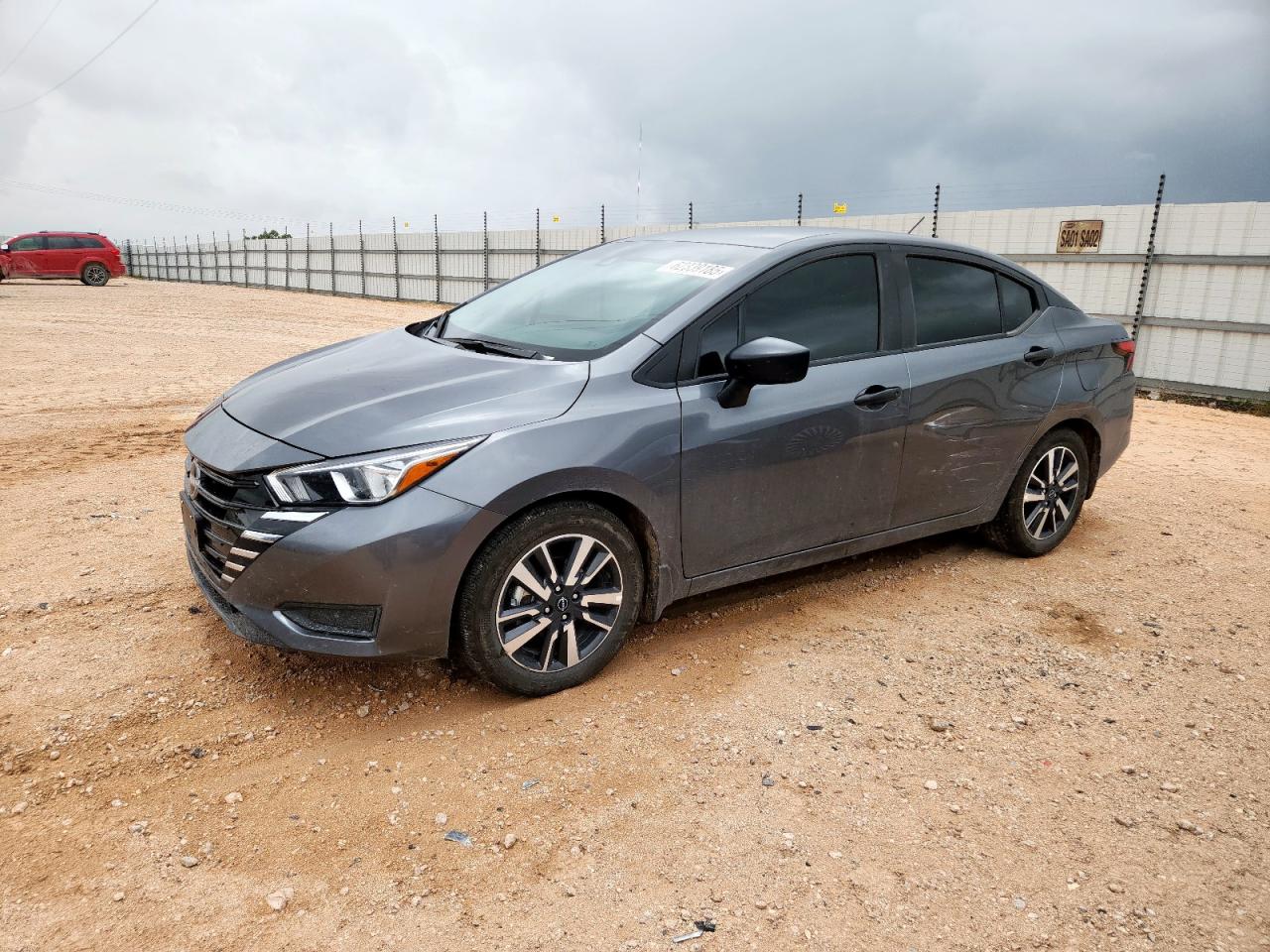 NISSAN VERSA S