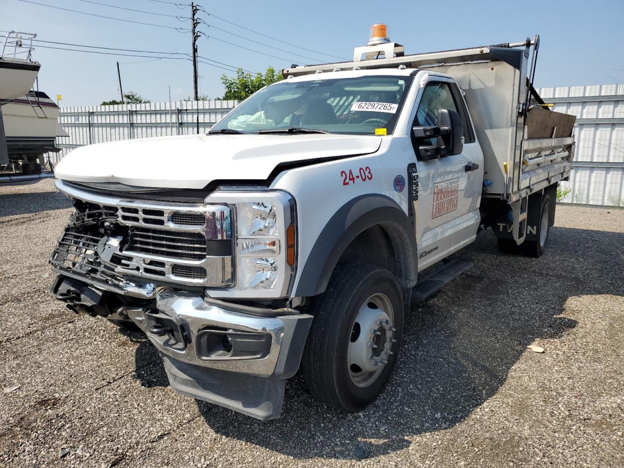 FORD F-550 SUPER DUTY