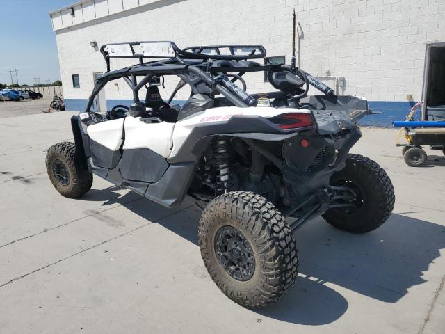 2020 CAN-AM MAVERICK 3JBVNAV44LK001354