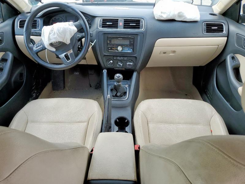 2011 VOLKSWAGEN JETTA SE - 3VWBX7AJ4BM392238