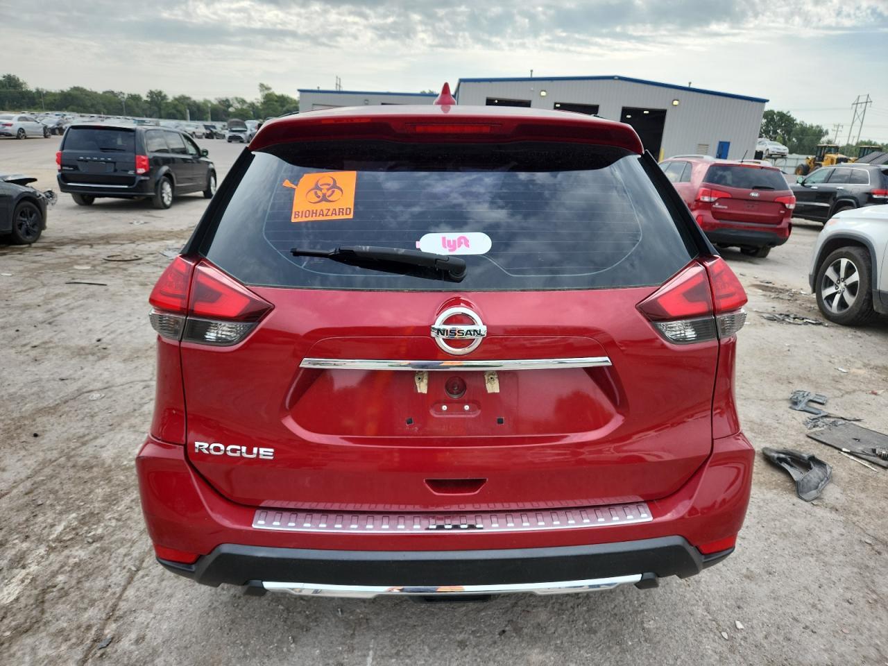 NISSAN ROGUE S