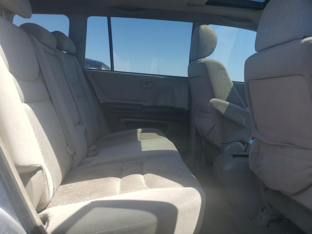 Lot #3200122193 2002 TOYOTA HIGHLANDER