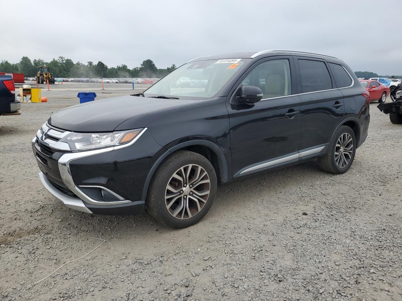MITSUBISHI OUTLANDER SE