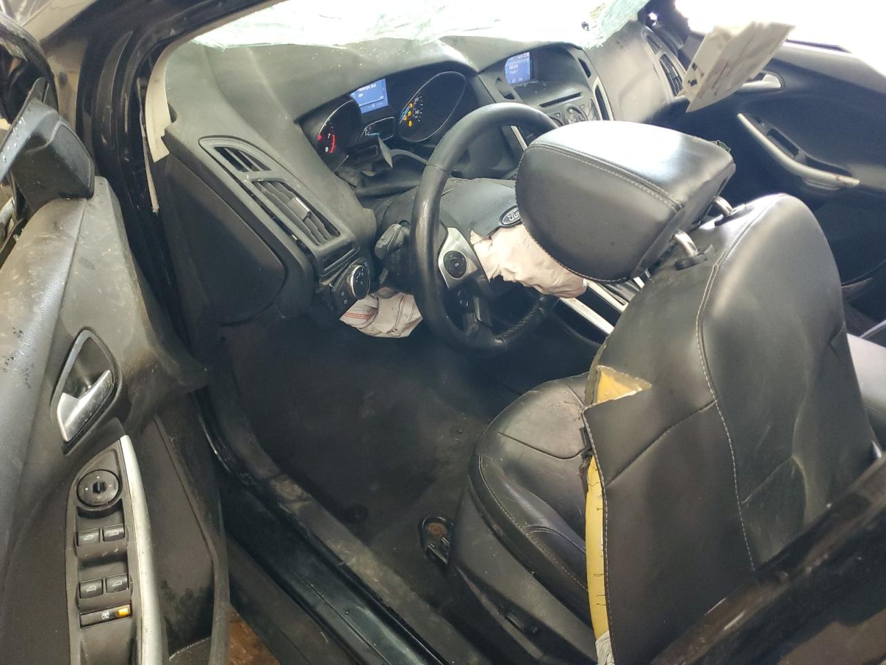 Lot #3303510910 2013 FORD FOCUS SE