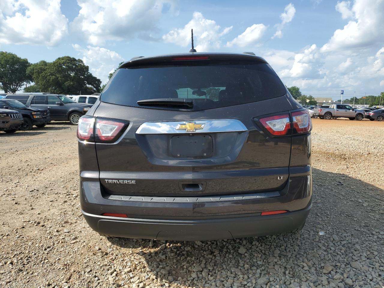 CHEVROLET TRAVERSE LT