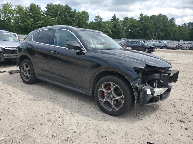 2018 ALFA ROMEO STELVIO ZASFAKAN9J7B81029