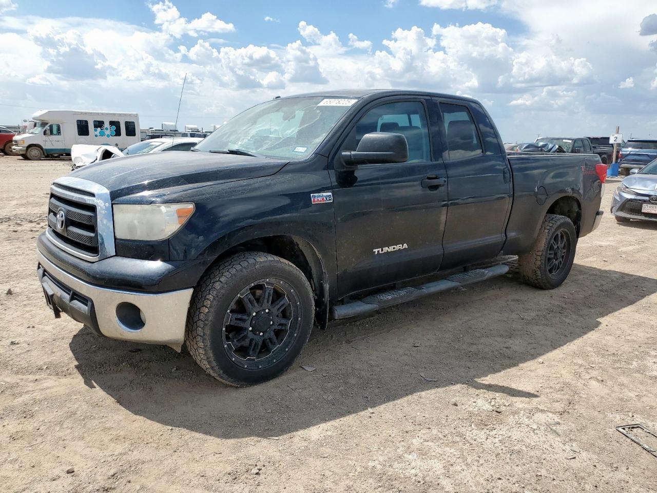 TOYOTA TUNDRA DOUBLE CAB SR5