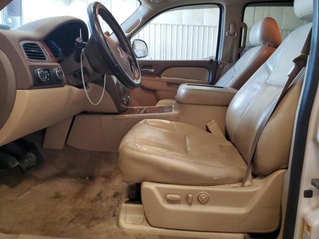 2011 CHEVROLET SUBURBAN L - 1GNSKKE35BR237672