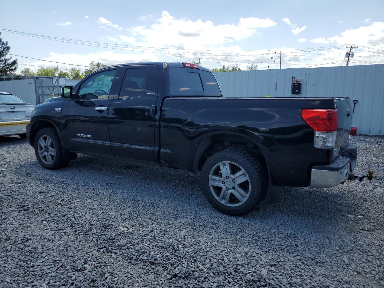 TOYOTA TUNDRA DOUBLE CAB LIMITED