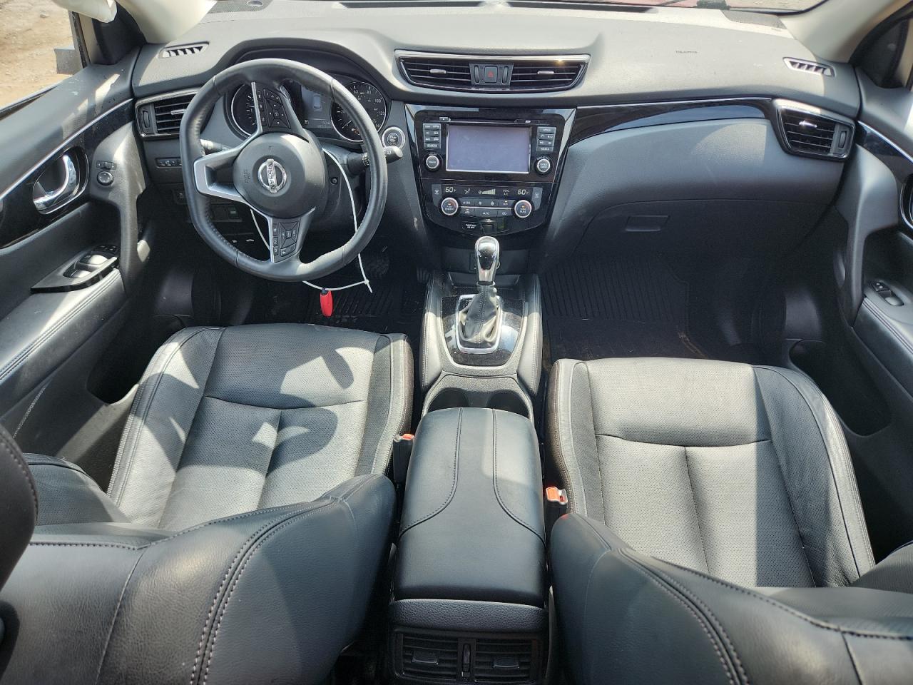 NISSAN ROGUE SPORT S