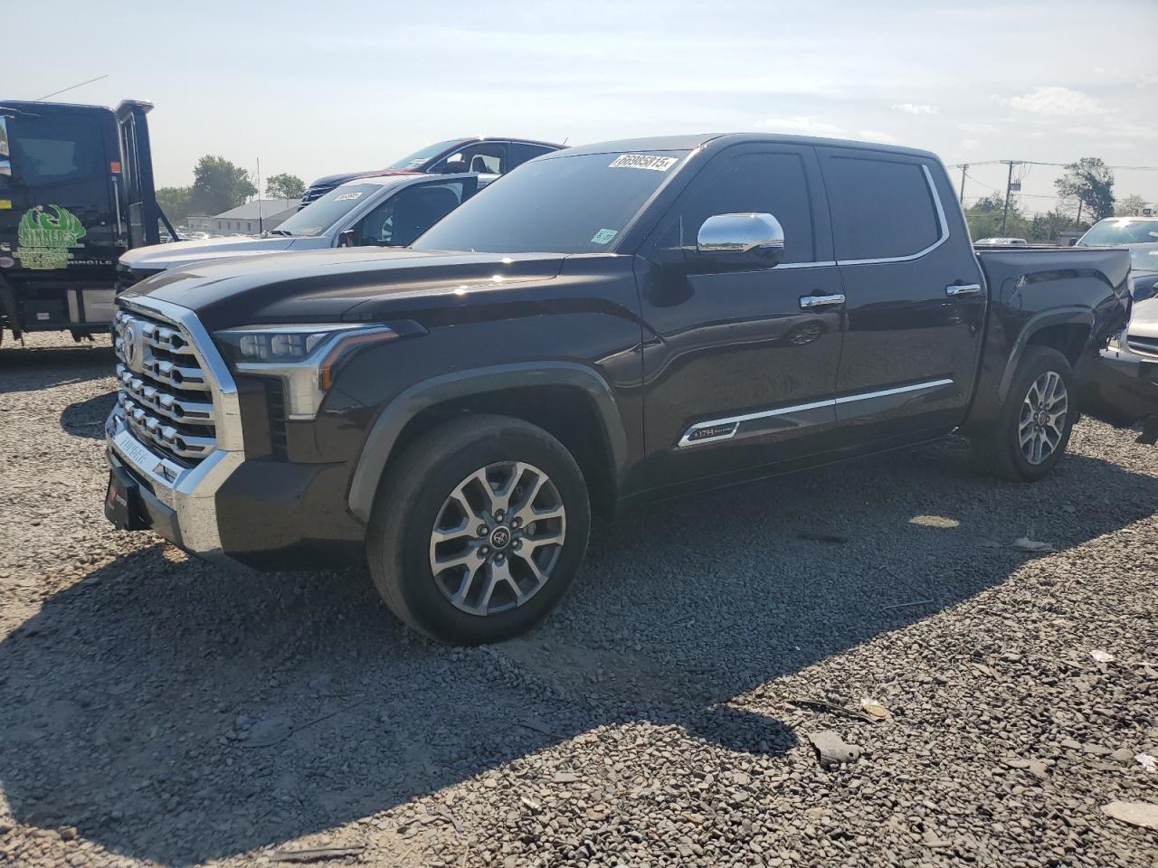 TOYOTA TUNDRA CREWMAX PLATINUM