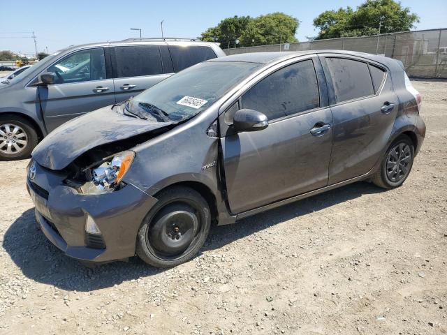 TOYOTA PRIUS C