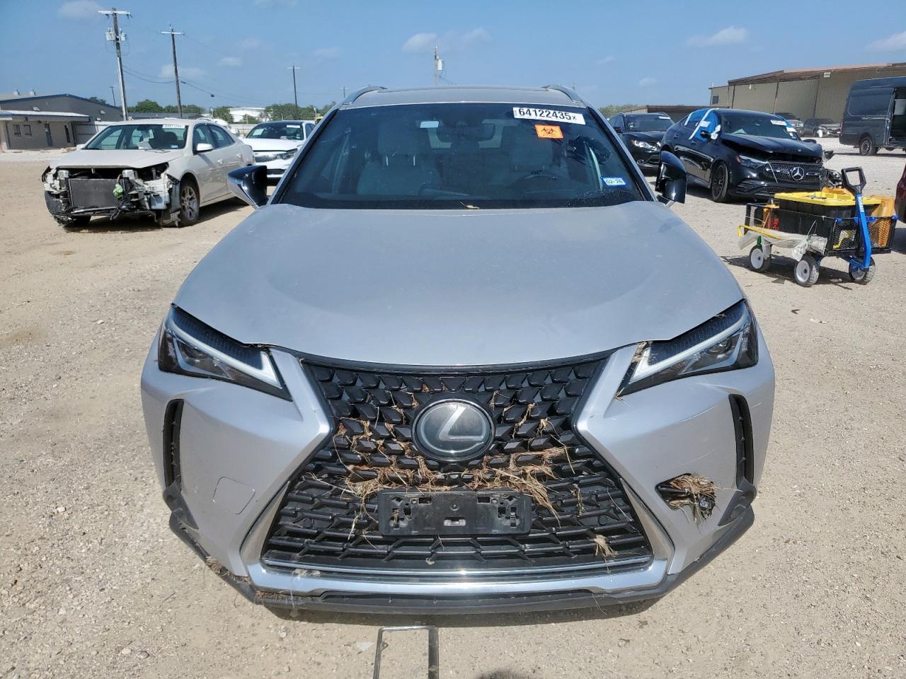 LEXUS UX 200