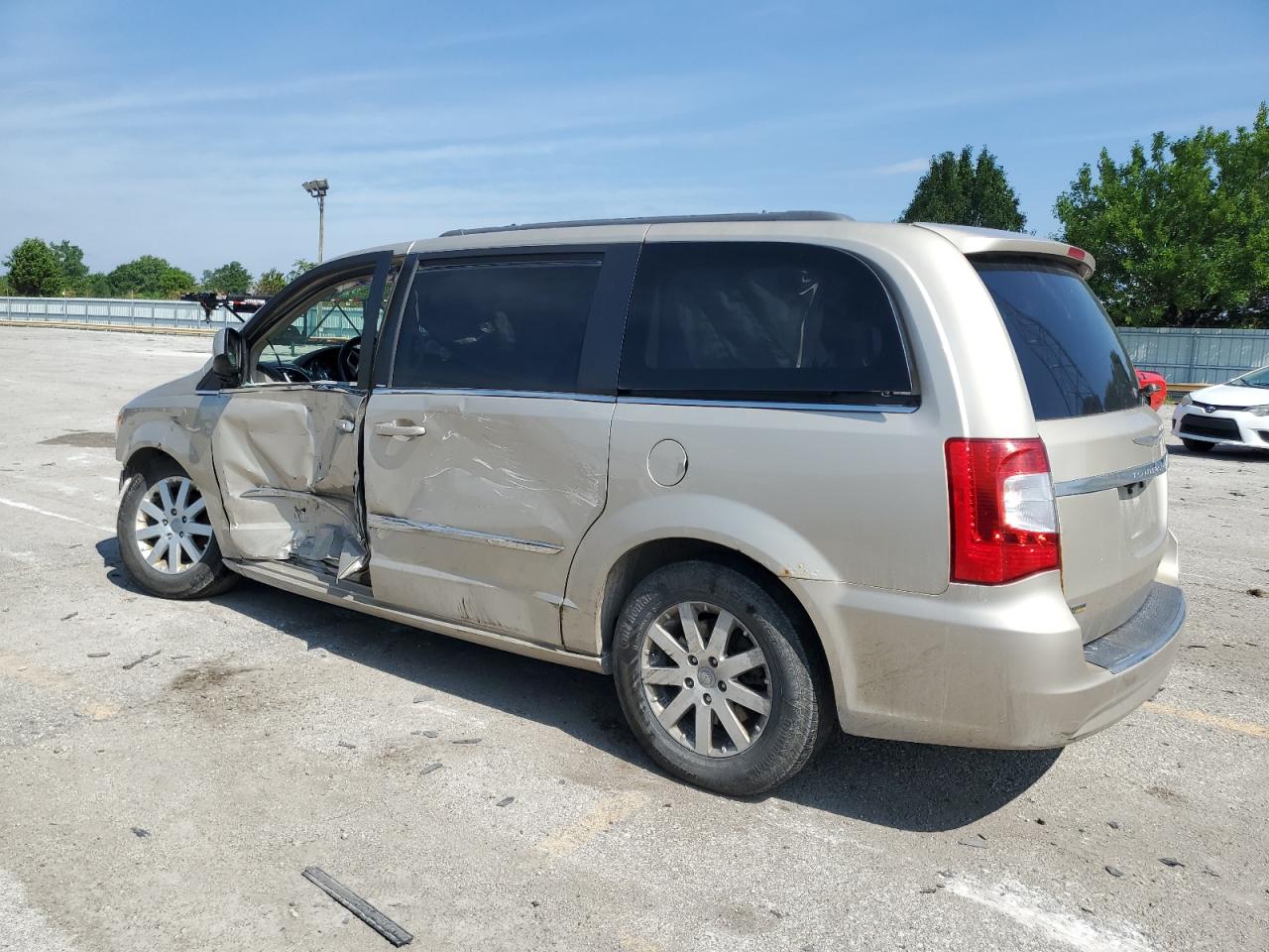 CHRYSLER TOWN & COUNTRY TOURING