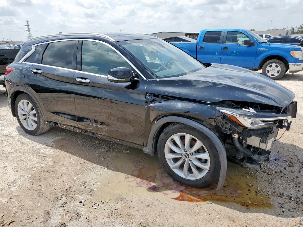 INFINITI QX50 ESSENTIAL