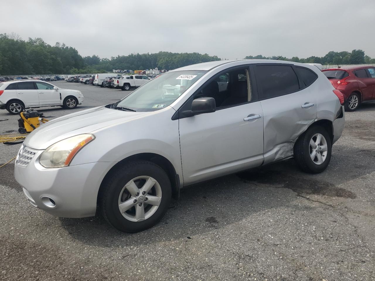 Nissan Rogue s 2010