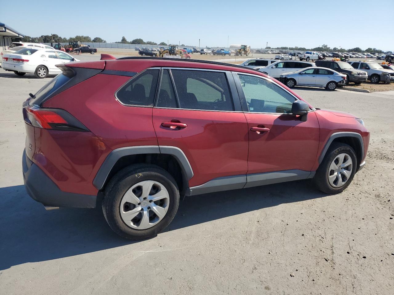 TOYOTA RAV4 LE