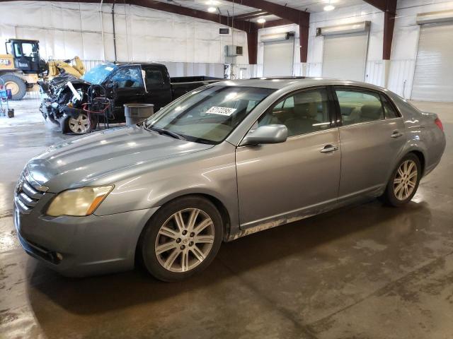 TOYOTA AVALON XL