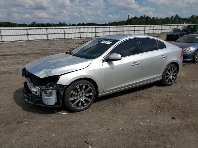 VOLVO S60 T5