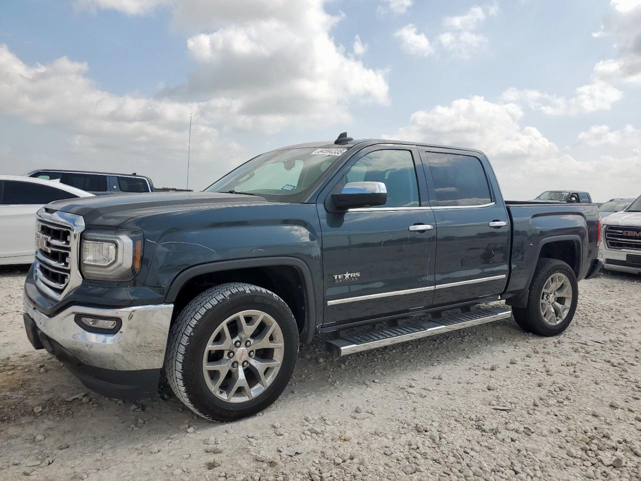 GMC SIERRA C1500 SLT