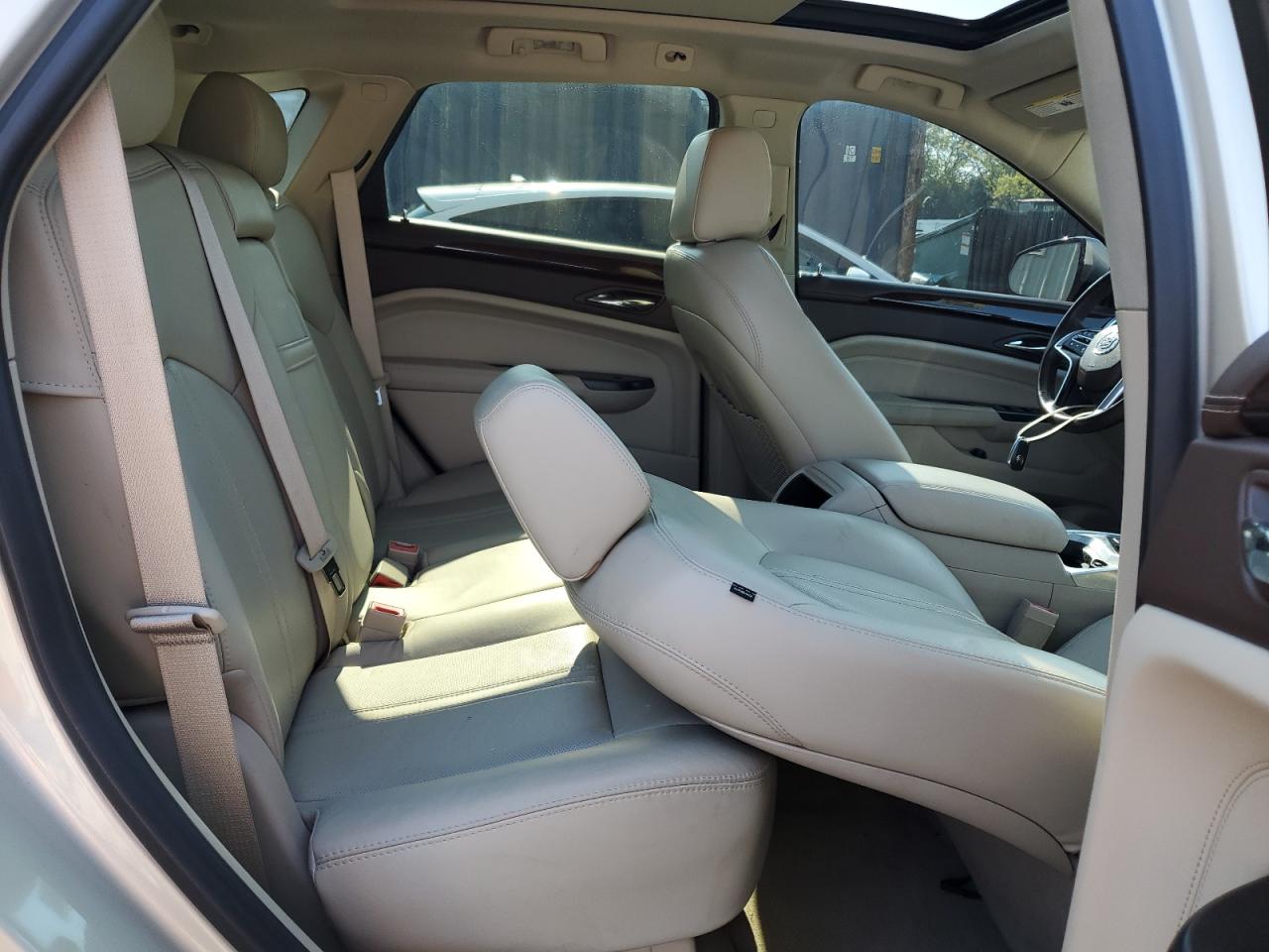 CADILLAC SRX LUXURY COLLECTION