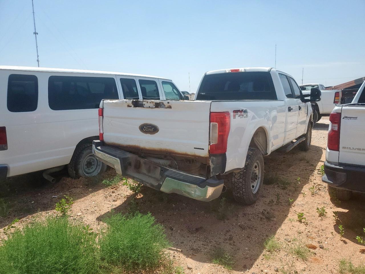 FORD F-250 SUPER DUTY