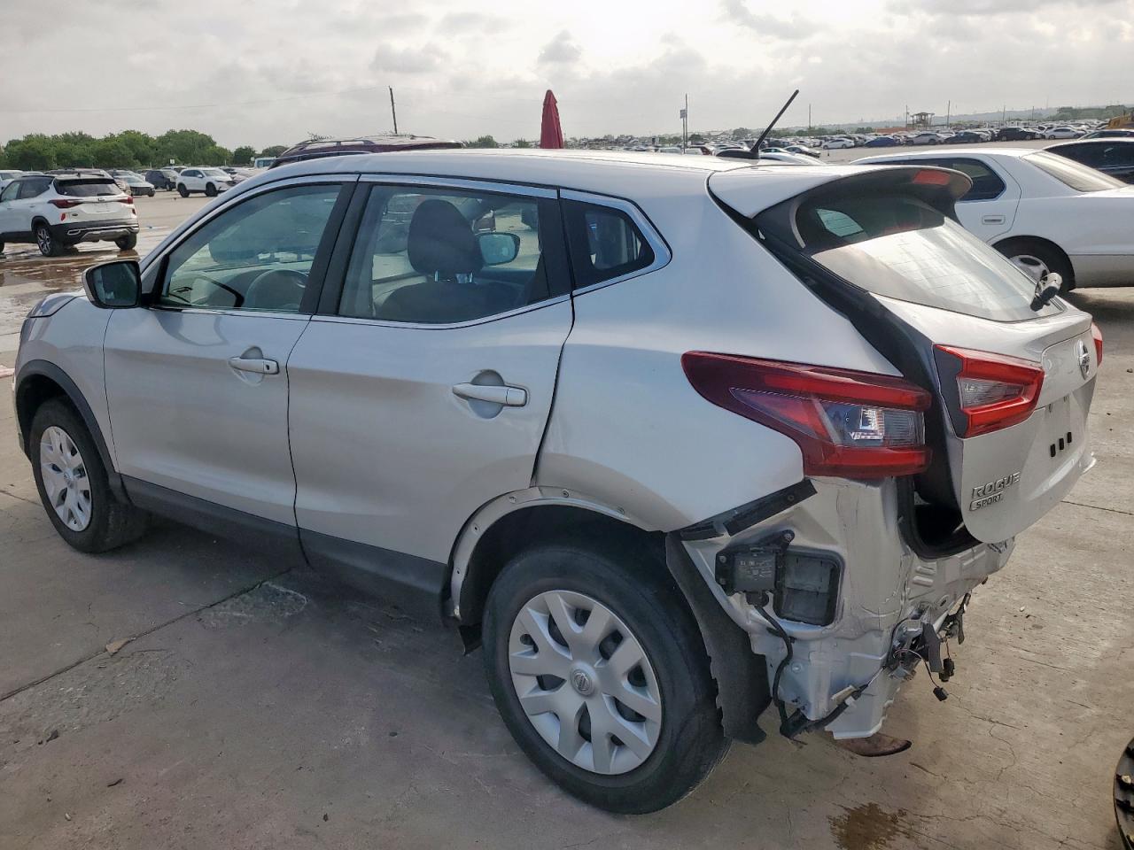 NISSAN ROGUE SPORT S