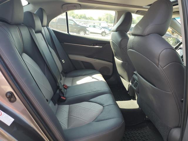 2018 TOYOTA CAMRY L 4T1B11HK2JU050356