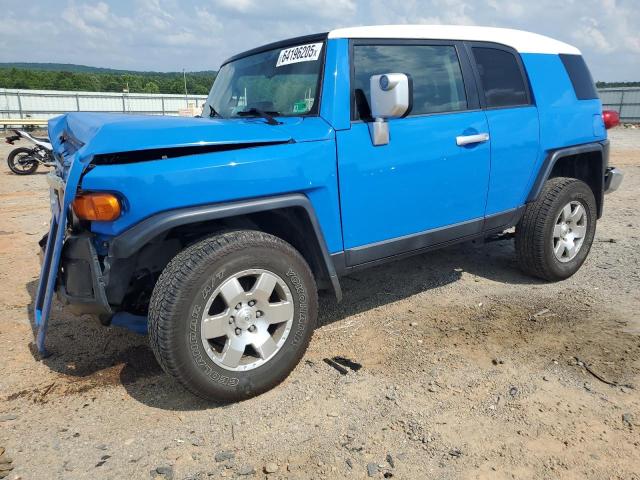 TOYOTA FJ CRUISER