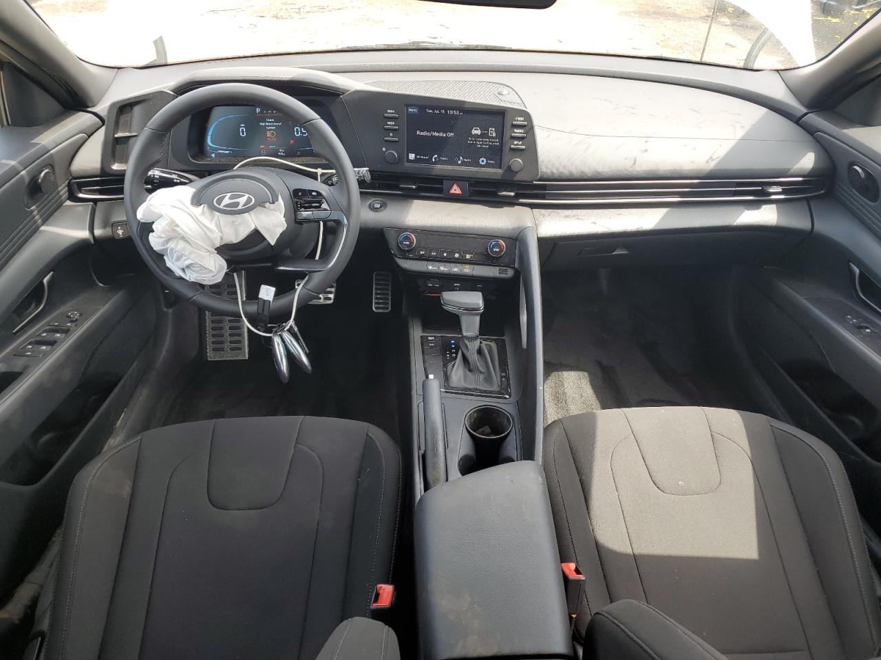 HYUNDAI ELANTRA SEL SPORT