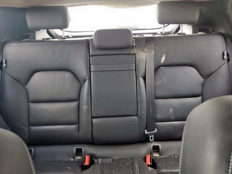 2018 INFINITI QX30 BASE SJKCH5CR1JA057605