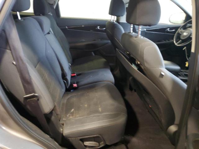 2018 KIA SORENTO LX 5XYPGDA52JG368235