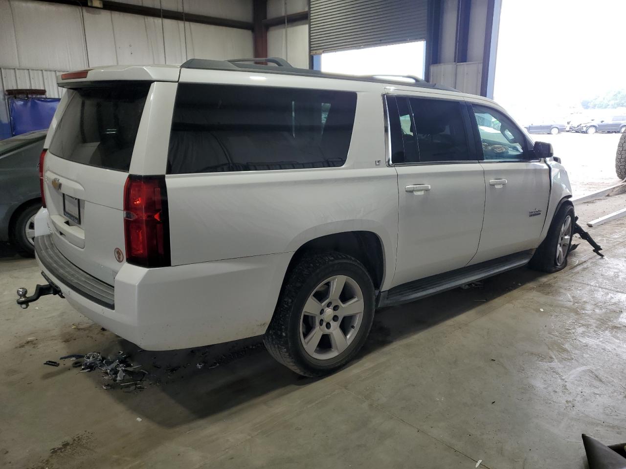 CHEVROLET SUBURBAN C1500 LT