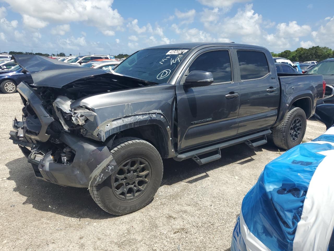 TOYOTA TACOMA DOUBLE CAB