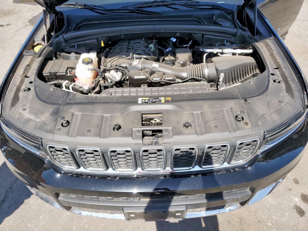 JEEP GRAND CHEROKEE L LAREDO