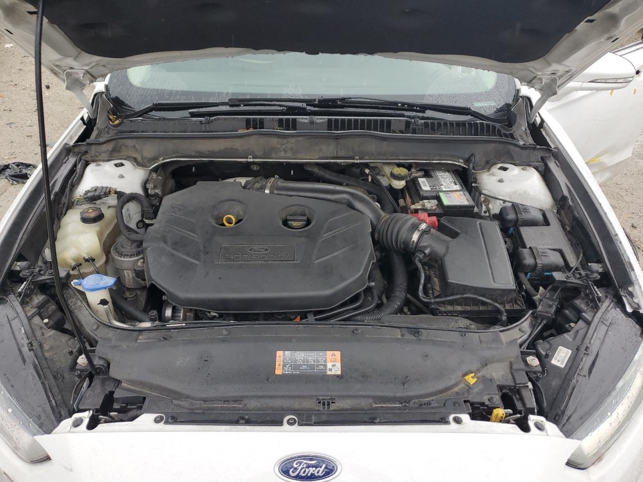 Ford Fusion se 2016