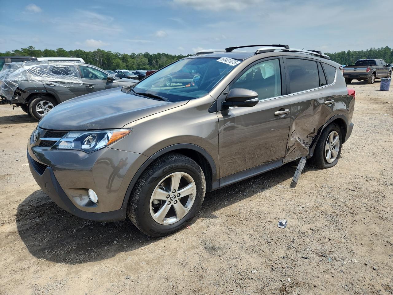 TOYOTA RAV4 XLE