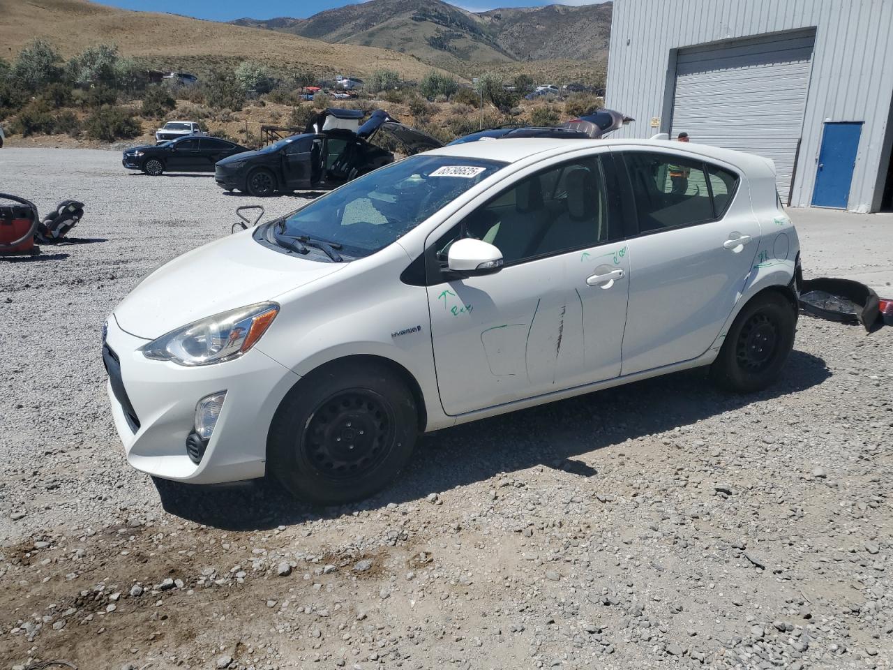 TOYOTA PRIUS C
