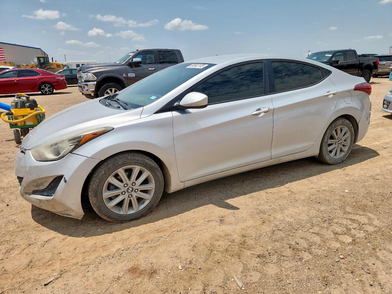 HYUNDAI ELANTRA SE