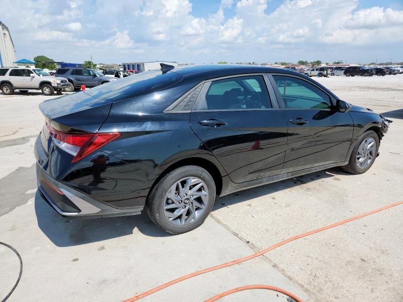 2024 HYUNDAI ELANTRA SE - KMHLM4DG2RU755877