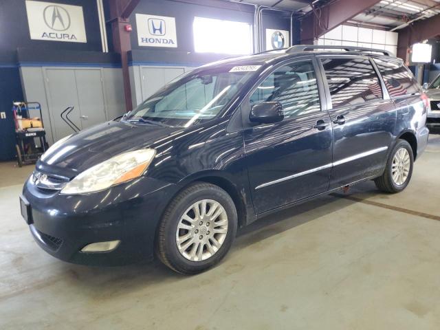 TOYOTA SIENNA XLE