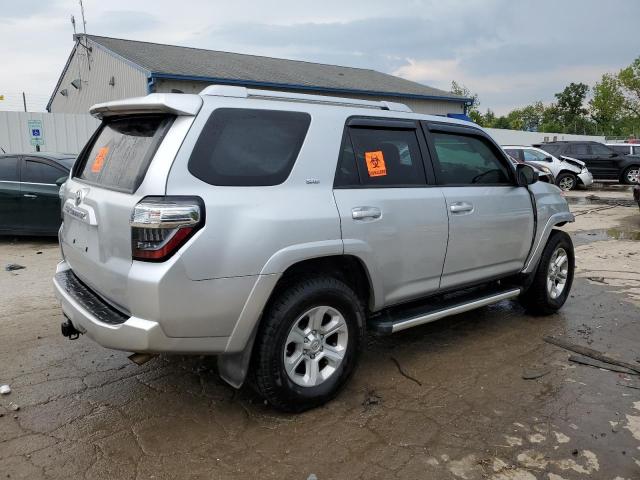 2018 TOYOTA 4RUNNER SR JTEBU5JR6J5509548