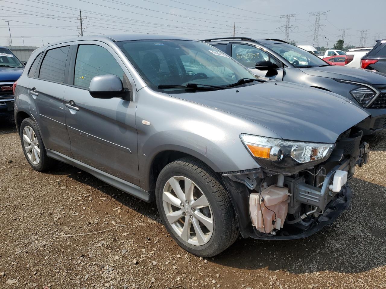 MITSUBISHI OUTLANDER ES