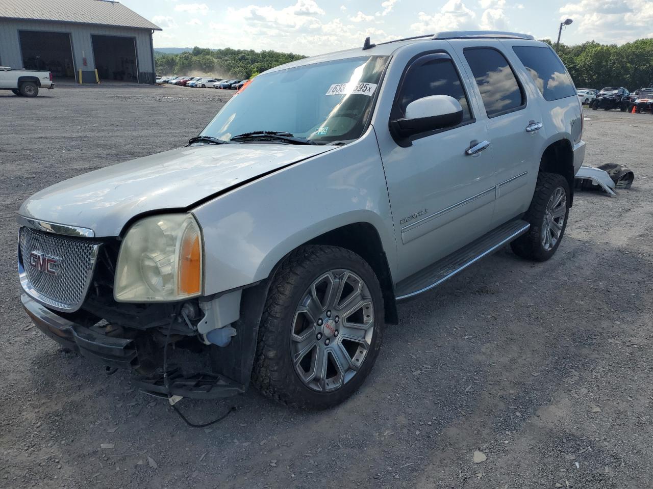 GMC YUKON DENALI