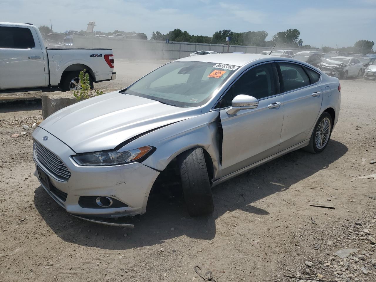 FORD FUSION SE