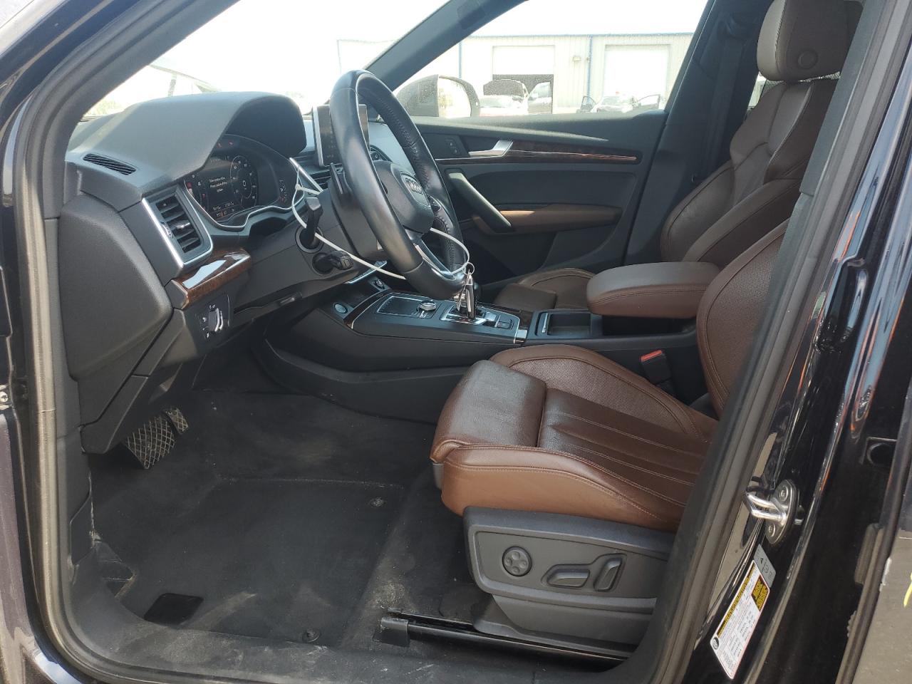 AUDI Q5 PREMIUM PLUS