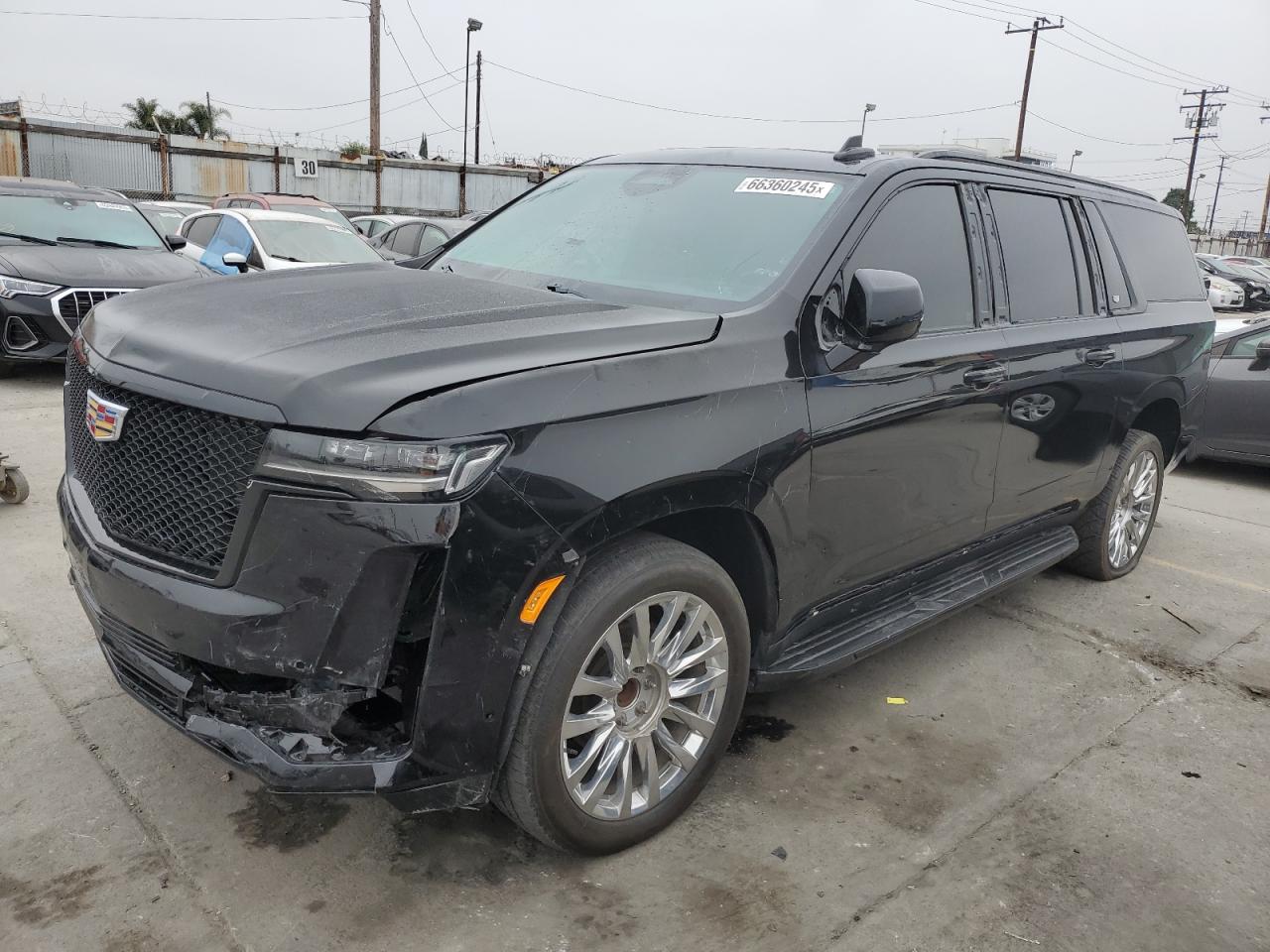 CADILLAC ESCALADE ESV PREMIUM LUXURY