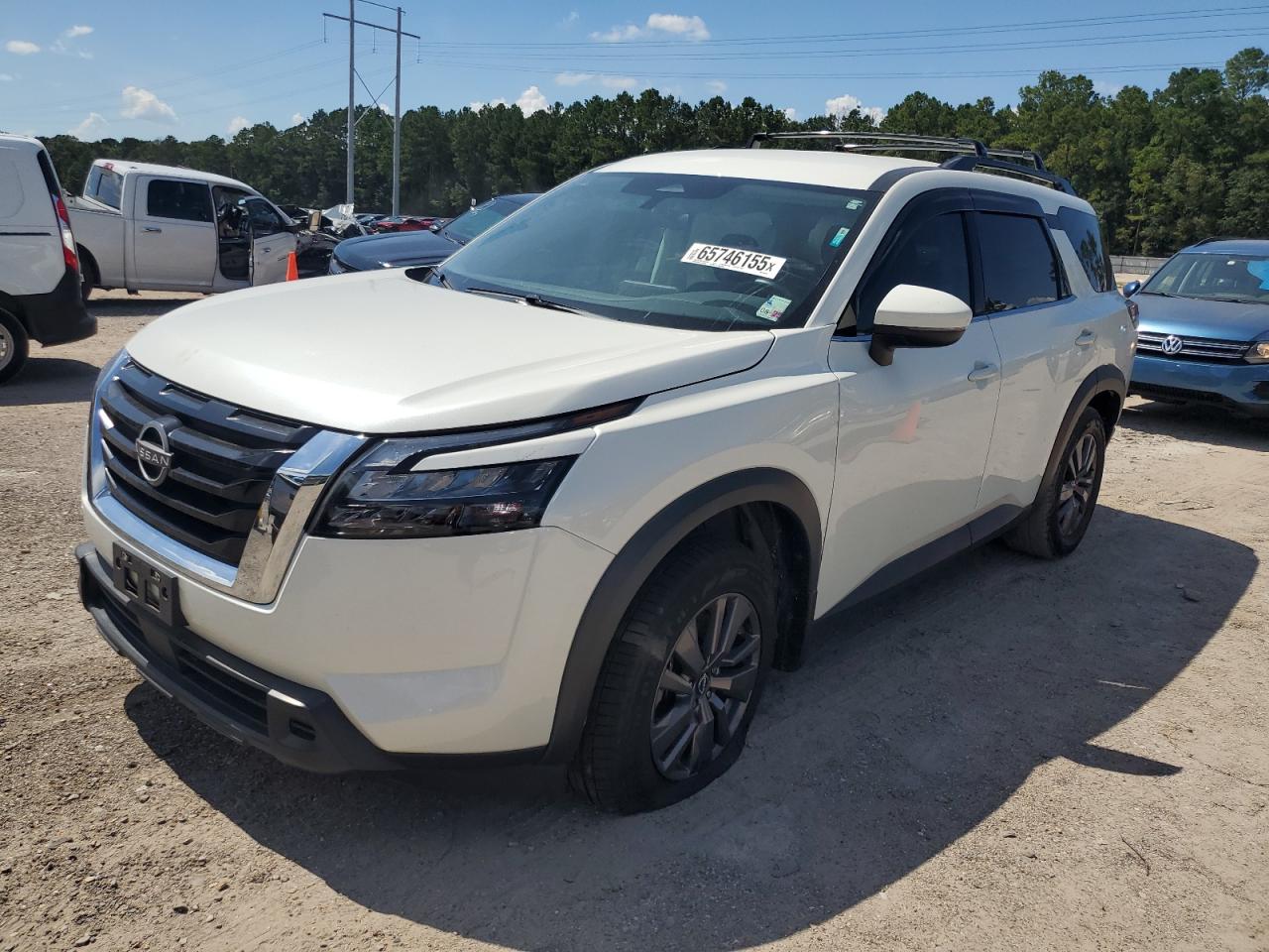 NISSAN PATHFINDER SV