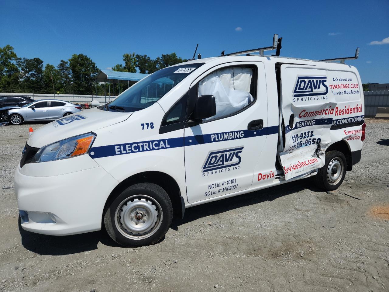 NISSAN NV200 2.5S